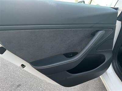 2020 Tesla Model 3 Long Range AWD Dual Motor With Navigation, Back Up Camera And Leather - Photo 28 - Irvine, CA 92614