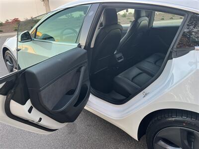 2020 Tesla Model 3 Long Range AWD Dual Motor With Navigation, Back Up Camera And Leather - Photo 27 - Irvine, CA 92614