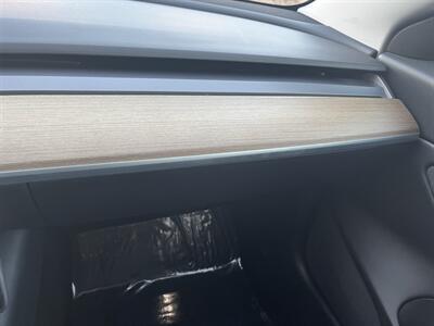 2020 Tesla Model 3 Long Range AWD Dual Motor With Navigation, Back Up Camera And Leather - Photo 22 - Irvine, CA 92614