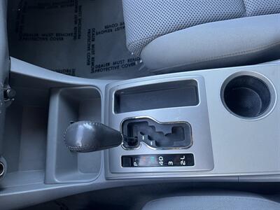 2008 Toyota Tacoma PreRunner V6  Double Cab Timing Chain Low Miles - Photo 18 - Irvine, CA 92614