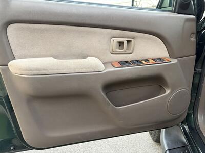 2001 Toyota 4Runner SR5  Timing Belt Has Been Replaced - Photo 14 - Irvine, CA 92614