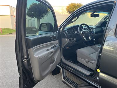 2013 Toyota Tacoma PreRunner V6  Timing Chain Double Cab 4dr - Photo 12 - Irvine, CA 92614