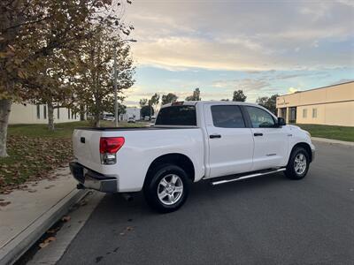 2007 Toyota Tundra SR5  Double Cab Timing Chain Low Miles - Photo 4 - Irvine, CA 92614
