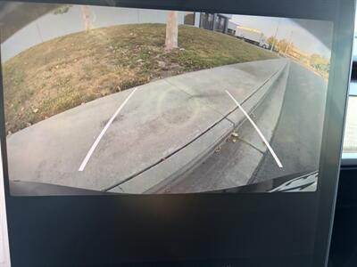 2021 Tesla Model Y Performance With Navigation, Back Up Camera And Leather - Photo 23 - Irvine, CA 92614
