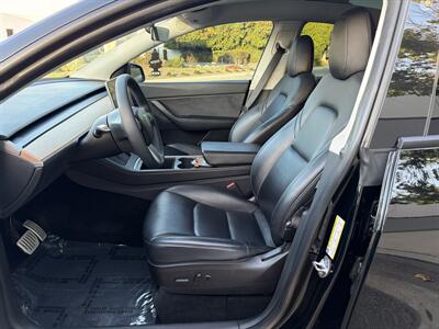 2021 Tesla Model Y Performance With Navigation, Back Up Camera And Leather - Photo 17 - Irvine, CA 92614