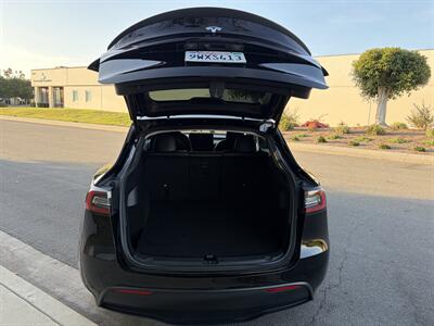 2021 Tesla Model Y Performance With Navigation, Back Up Camera And Leather - Photo 6 - Irvine, CA 92614