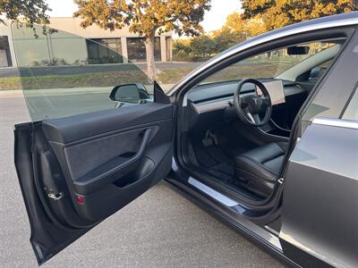 2018 Tesla Model 3 Mid Range  Included $4000 IRS Tax Credit With Navigation, Back Up Camera And Leather - Photo 17 - Irvine, CA 92614