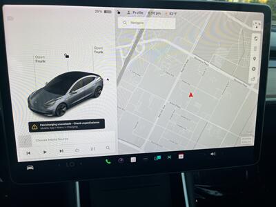2018 Tesla Model 3 Mid Range  Included $4000 IRS Tax Credit With Navigation, Back Up Camera And Leather - Photo 22 - Irvine, CA 92614