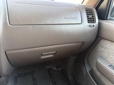 1999 Toyota Tacoma 4WD V6 Extended Cab With New Timing Belt And Water Pump - Photo 20 - Irvine, CA 92614