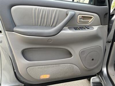 2001 Toyota Sequoia Limited 4WD With New Timing Belt & Water Pump - Photo 14 - Irvine, CA 92614