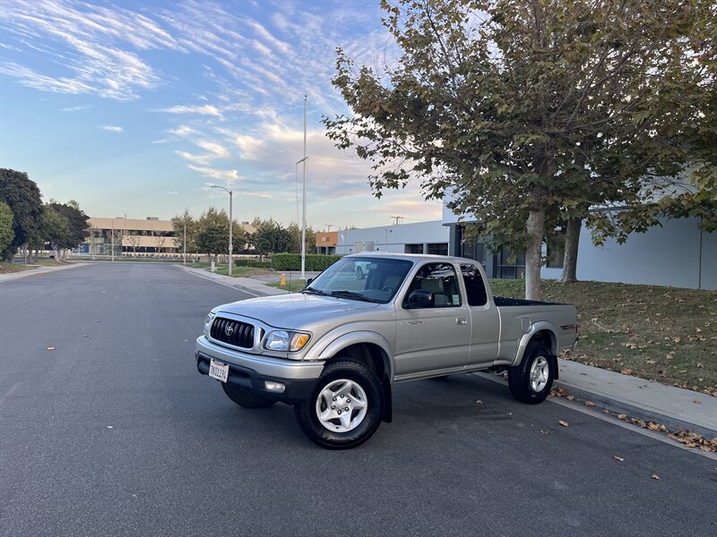 2004 Toyota Tacoma V6 PreRunner Timing Belt Has Been Replaced - Photo 1 - Irvine, CA 92614