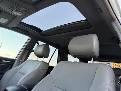 2006 Toyota 4Runner Limited V6 With Leather, Sun Roof - Photo 17 - Irvine, CA 92614
