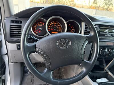 2006 Toyota 4Runner Limited V6 With Leather, Sun Roof - Photo 16 - Irvine, CA 92614