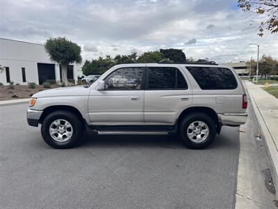1998 Toyota 4Runner SR5  With New Timing Belt & Water Pump - Photo 2 - Irvine, CA 92614