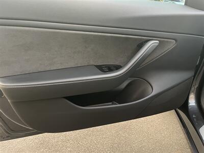2018 Tesla Model 3 Long Range  With Navigation, Back Up Camera And Leather - Photo 16 - Irvine, CA 92614