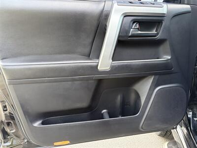 2011 Toyota 4Runner Limited With Navigation, Leather, Sun Roof - Photo 14 - Irvine, CA 92614