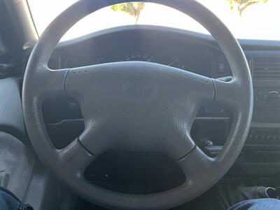 2004 Toyota Tacoma 4 Cyl Manual Transmission 2dr Standard Cab  Timing Chain - Photo 17 - Irvine, CA 92614