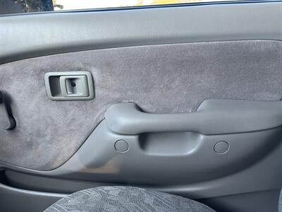 2004 Toyota Tacoma 4 Cyl Manual Transmission 2dr Standard Cab  Timing Chain - Photo 22 - Irvine, CA 92614