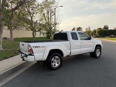 2015 Toyota Tacoma V6 PreRunner  With Leather & Back Up camera - Photo 4 - Irvine, CA 92614