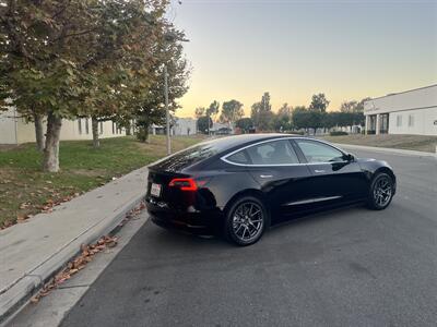 2018 Tesla Model 3 Mid Range  Included $4000 IRS Tax Credit With Navigation, Back Up Camera And Leather - Photo 4 - Irvine, CA 92614