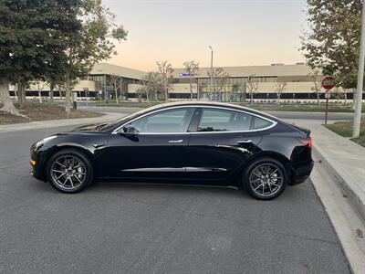 2018 Tesla Model 3 Mid Range  Included $4000 IRS Tax Credit With Navigation, Back Up Camera And Leather - Photo 8 - Irvine, CA 92614