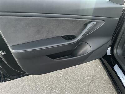 2018 Tesla Model 3 Mid Range  Included $4000 IRS Tax Credit With Navigation, Back Up Camera And Leather - Photo 27 - Irvine, CA 92614