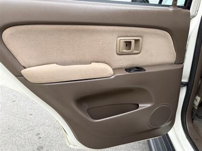 2001 Toyota 4Runner 4WD SR5  With New Timing Belt And Water Pump - Photo 24 - Irvine, CA 92614