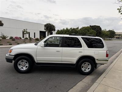 2001 Toyota 4Runner 4WD SR5  With New Timing Belt And Water Pump - Photo 9 - Irvine, CA 92614