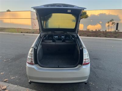 2009 Toyota Prius Standard  Hybrid System with Back Up Camera - Photo 10 - Irvine, CA 92614
