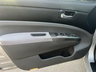 2009 Toyota Prius Standard  Hybrid System with Back Up Camera - Photo 14 - Irvine, CA 92614