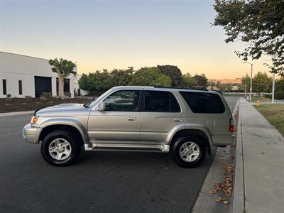 2000 Toyota 4Runner 4WD SR5  Timing Belt Has Been Replaced - Photo 2 - Irvine, CA 92614