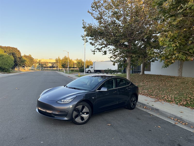 2018 Tesla Model 3 Mid Range Included $4000 IRS Tax Credit With Navigation, Back Up Camera And Leather - Photo 1 - Irvine, CA 92614