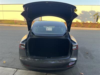 2018 Tesla Model 3 Mid Range  Included $4000 IRS Tax Credit With Navigation, Back Up Camera And Leather - Photo 27 - Irvine, CA 92614