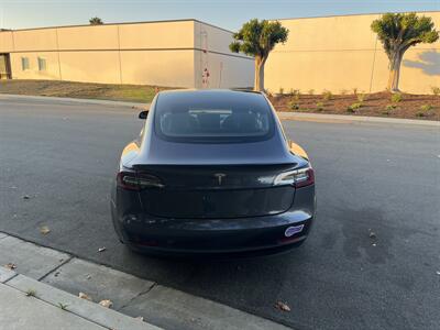 2018 Tesla Model 3 Mid Range  Included $4000 IRS Tax Credit With Navigation, Back Up Camera And Leather - Photo 5 - Irvine, CA 92614