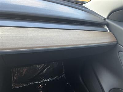 2018 Tesla Model 3 Mid Range  Included $4000 IRS Tax Credit With Navigation, Back Up Camera And Leather - Photo 21 - Irvine, CA 92614