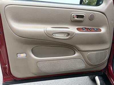 2001 Toyota Tundra Limited 4dr Access Cab Limited V8   - Photo 15 - Irvine, CA 92614