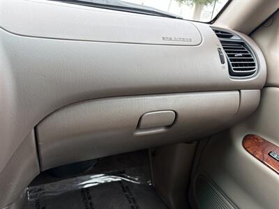 2001 Toyota Tundra Limited 4dr Access Cab Limited V8   - Photo 22 - Irvine, CA 92614