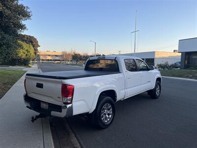 2017 Toyota Tacoma SR5 V6 Double Cab  Timing Chain Low Miles - Photo 4 - Irvine, CA 92614