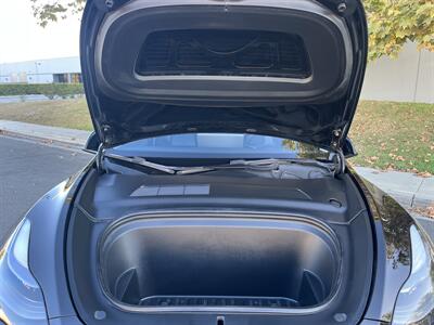 2021 Tesla Model Y Performance  Included $4000 IRS Tax Credit With Navigation, Back Up Camera And Leather - Photo 14 - Irvine, CA 92614