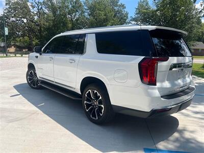 2023 GMC Yukon XL SLT   - Photo 4 - Siloam Springs, AR 72761