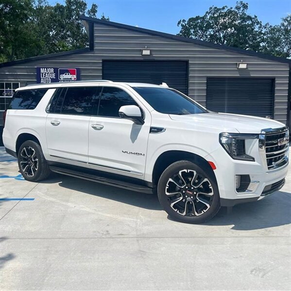 2023 GMC Yukon XL SLT  