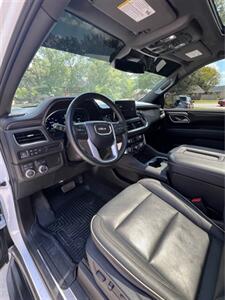 2023 GMC Yukon XL SLT   - Photo 8 - Siloam Springs, AR 72761