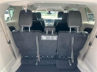 2020 Chrysler Voyager LXi   - Photo 10 - Siloam Springs, AR 72761
