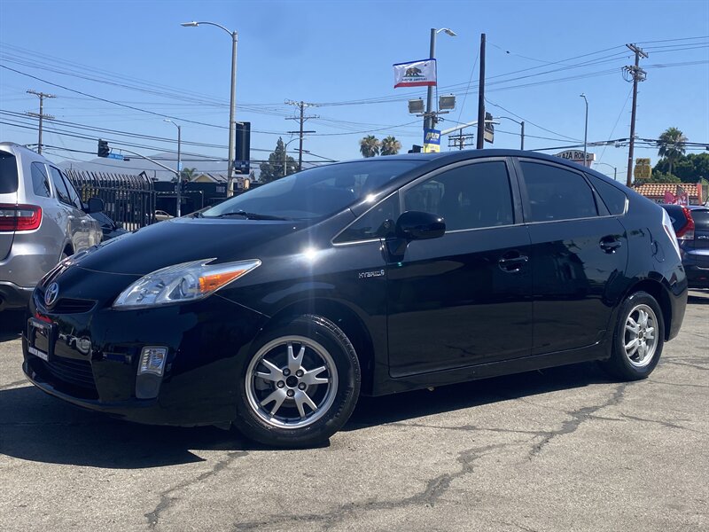 2010 Toyota Prius IV - Photo 1 - Arleta, CA 91331