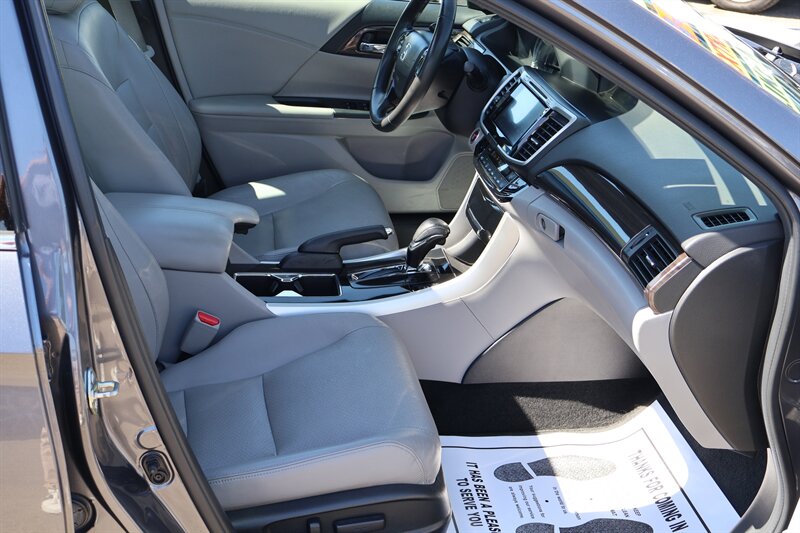 2017 Honda Accord EX-L - Photo 17 - Arleta, CA 91331