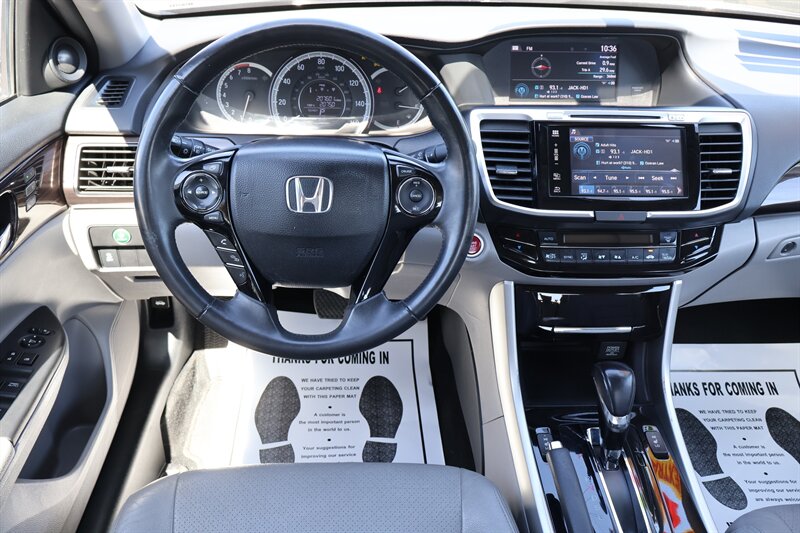 2017 Honda Accord EX-L - Photo 10 - Arleta, CA 91331