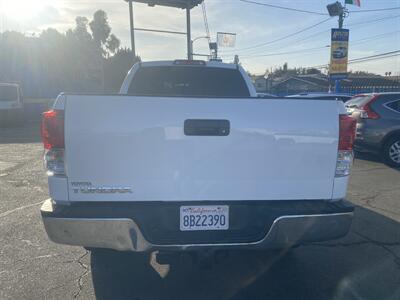 2010 Toyota Tundra Grade   - Photo 5 - Arleta, CA 91331