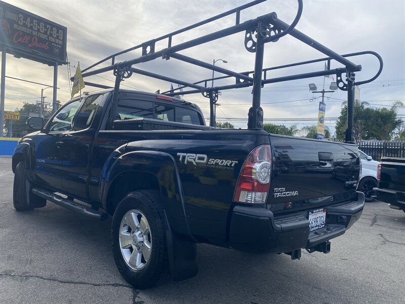 2015 Toyota Tacoma PreRunner V6 - Photo 3 - Arleta, CA 91331