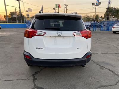 2014 Toyota RAV4 LE   - Photo 4 - Arleta, CA 91331