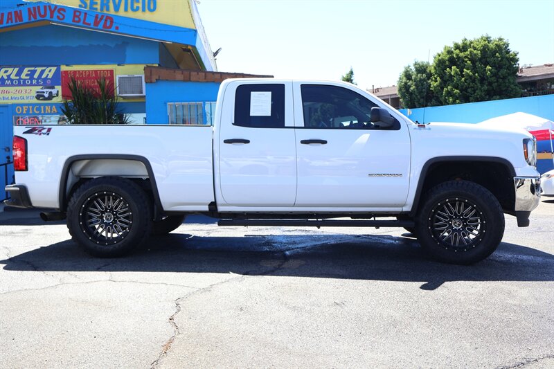 2017 GMC Sierra 1500 Z71 - Photo 6 - Arleta, CA 91331